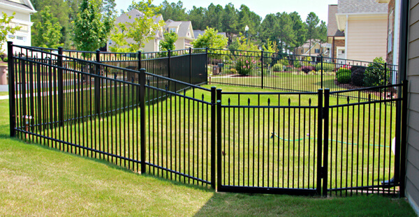 Aluminum Fence Installers